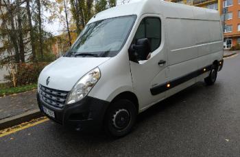 Renault Master Maxi L3H2 – pohled na prostorný nákladový prostor